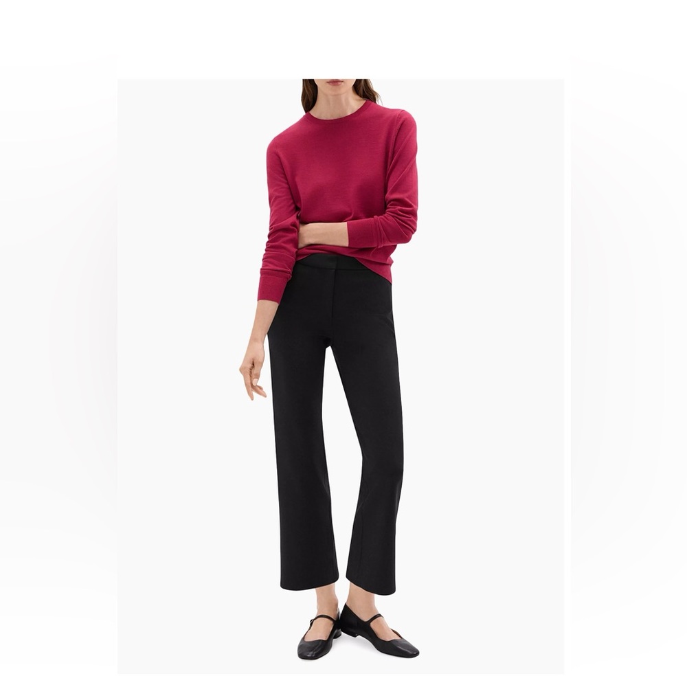 THEORY Black crop kick Pants
